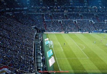 直播吧-法甲里昂防守反击能力与战术运用分析